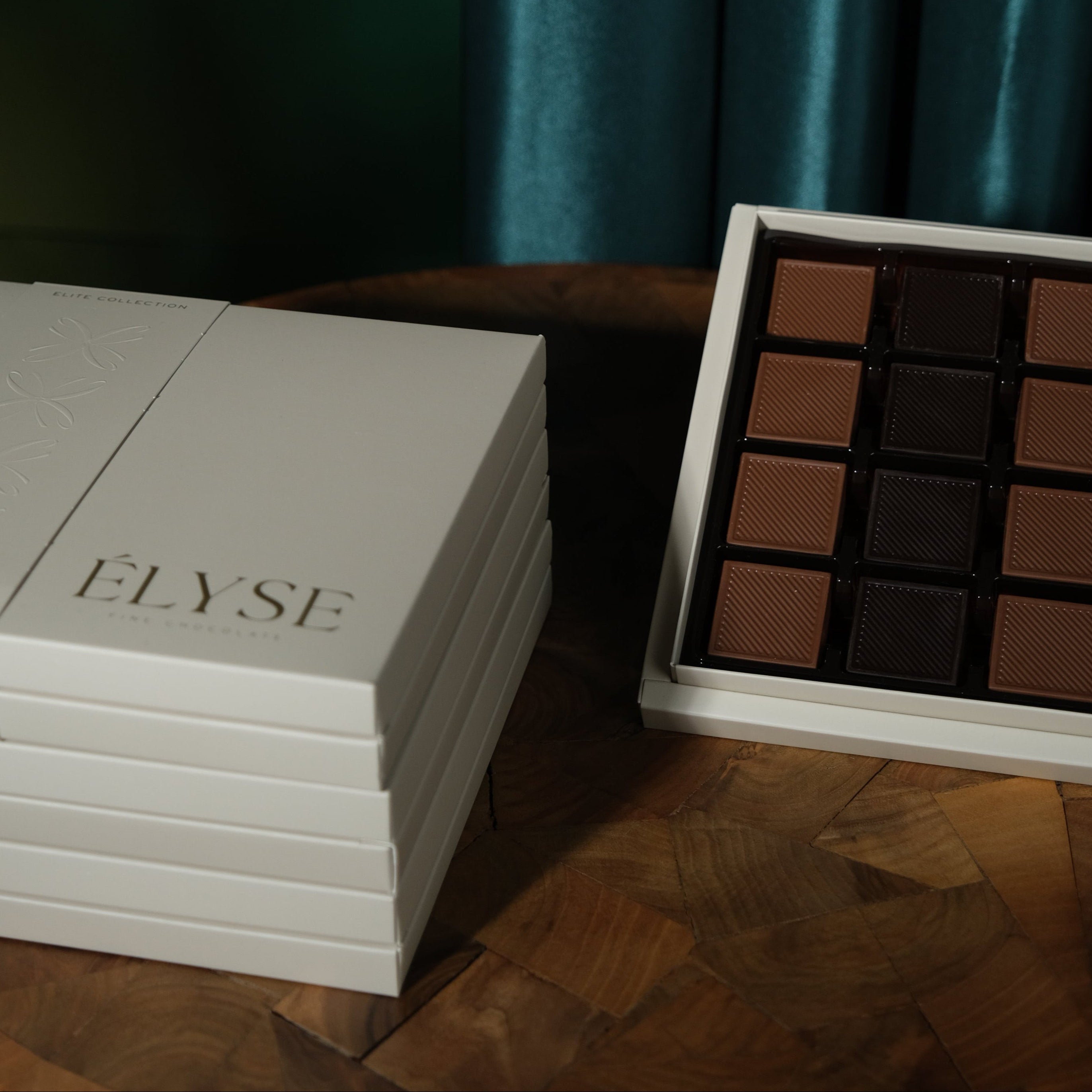 24x Sütlü & Bitter Madlen Çikolata